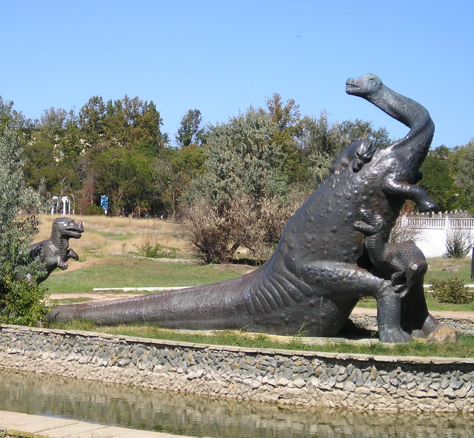 The sculpture of fighting Brontosaurus with Ceratosaurus, in Saki town in Crimea peninsula, 1941