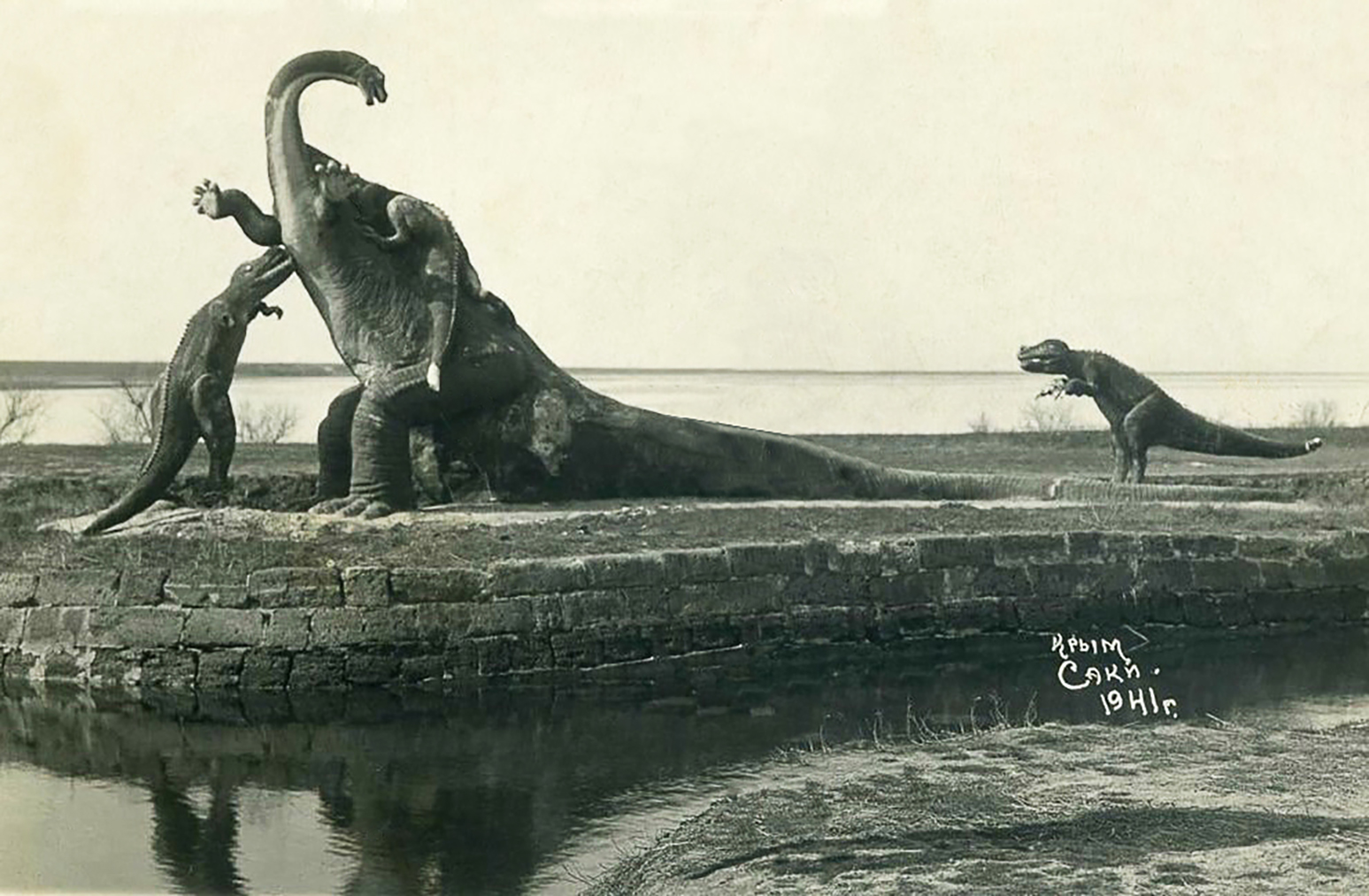 The sculpture of fighting Brontosaurus with Ceratosaursus, in Saki town in Crimea peninsula, 1941