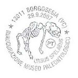 Fossil of cave bear on postmark ogf Italy 2007
