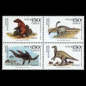 prehistoric animals, Iguanodon, Plesiosaurus, Titanosaurus, Mylodon on stamps of Chile 2000