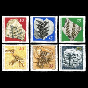 fossils of Berlin Natural History Museum on stamps of Germany-GDR 1973