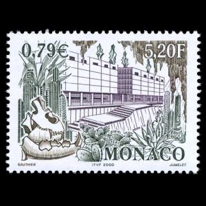 museum building, prehistoric animal fossils on stamp of Monaco 2000